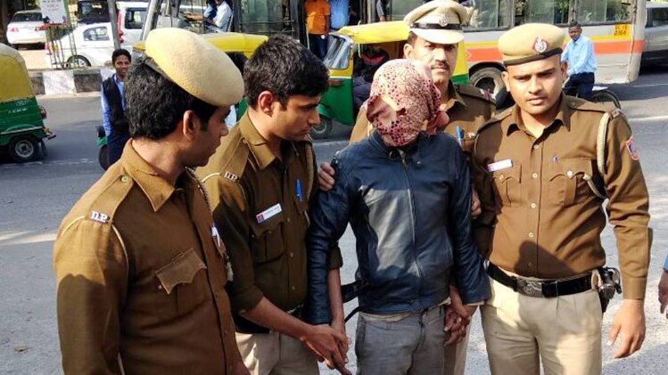 नॉर्थ-ईस्ट युवती के साथ रेप और लूटपाट मामले में पुलिस ने आरोपी का स्केच बनवाया था