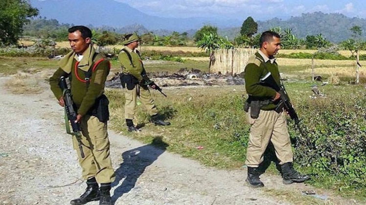 अर्द्धसैनिक बलों के जवानों को नहीं मिल पाती ज्यादा सुविधाएं 