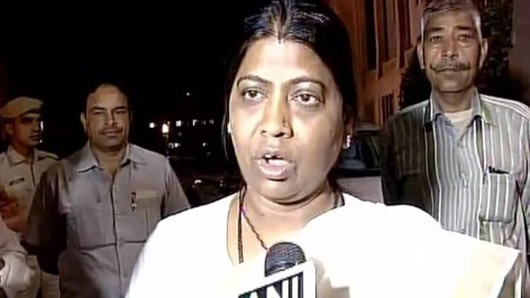 मंत्री ने गैंगरेप की FIR को बताया झूठा