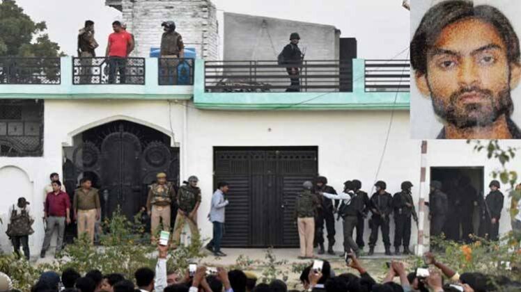 आतंकी एनकाउंटर पर सियासत