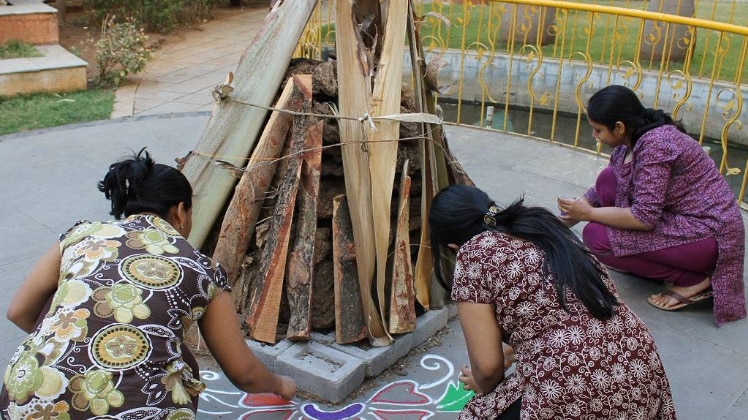 होली पूजन 