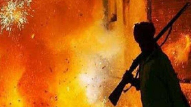 बंदूकों से खेली जाती है होली 