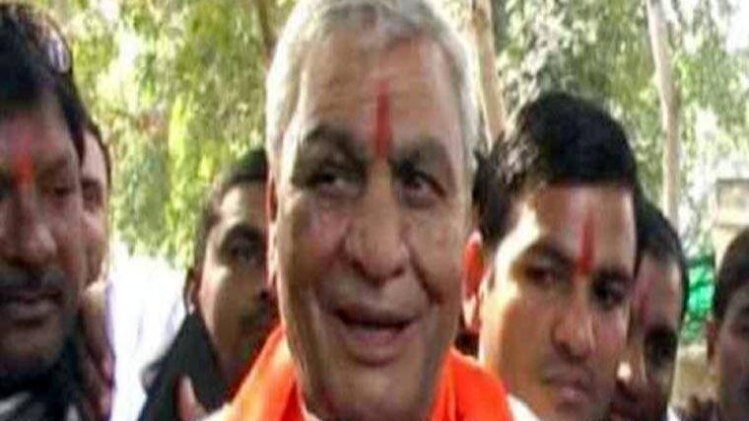 यूपी के अल्पसंख्यक मंत्री लक्ष्मी नारायण चौधरी 