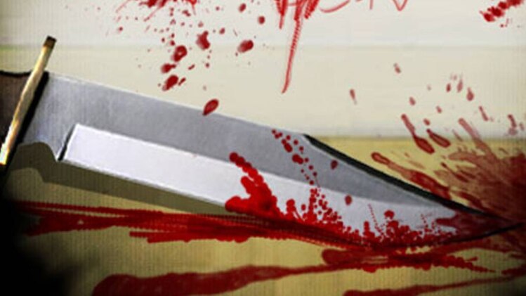 दिनदहाड़े युवक की चाकुओं से गोदकर हत्या