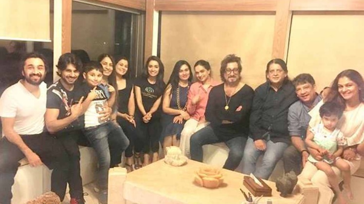 श्रद्धा कपूर ने परिवार के साथ मनाया जन्मदिन