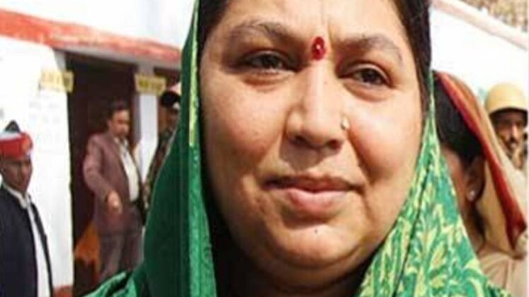 फ्रंटफुट पर खेलेंगी साधना यादव!