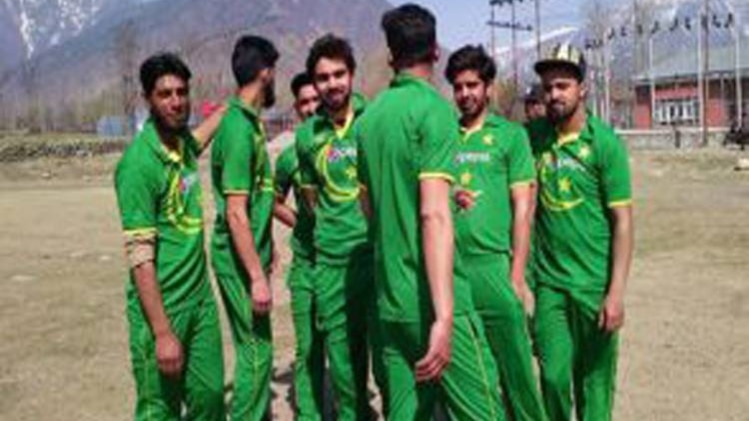 कश्मीरी क्रिकेटर्स