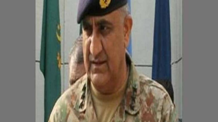 कमर बाजवा 