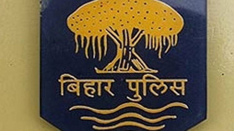 फायरिंग में 6 लोग घायल