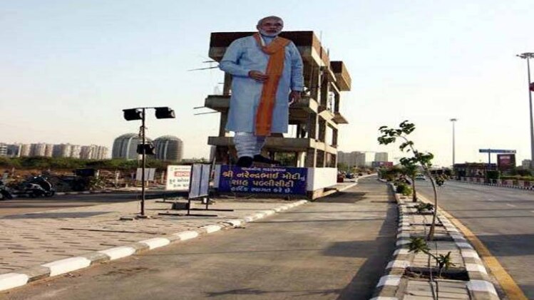 सूरत में मोदी के गुजरात दौरे की तैयारियां