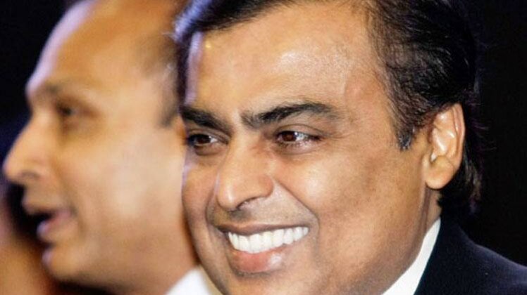 मुकेश अंबानी की कंपनी रिलायंस इंडस्ट्रीज देश की सबसे मूल्यवान कंपनी बन
