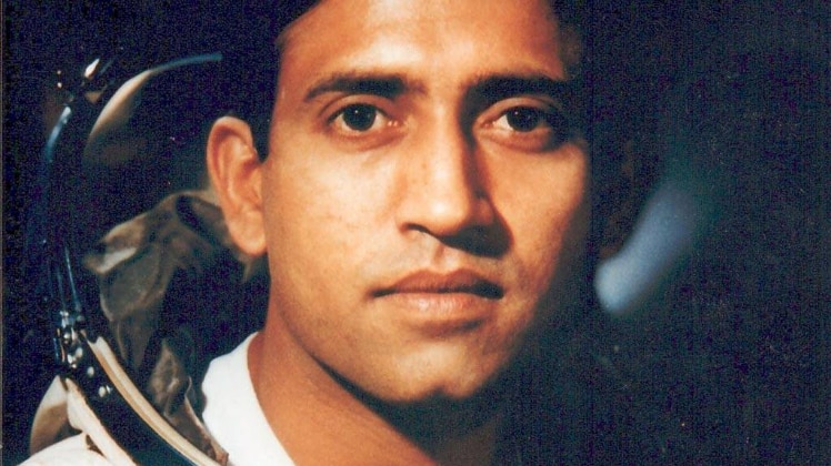 ...जब अंतरिक्ष से इंदिरा गांधी को बताया सारे जहां से अच्छा हिंदुस्तां