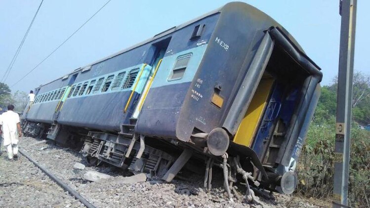 UP ATS की टीम जांच के लिए मौके पर पहुंच गई है