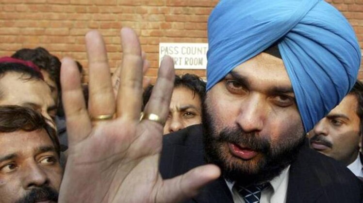 पंजाब के मंत्री नवजोत सिंह सिद्धू की फाइल फोटो