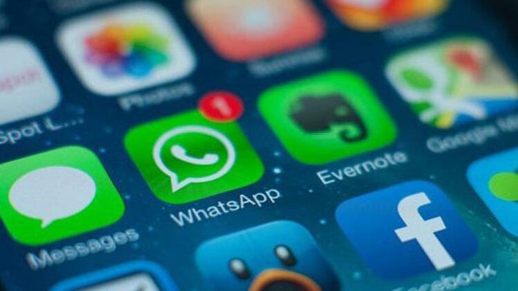 कश्मीर में सोशल साइट्स पर बैन