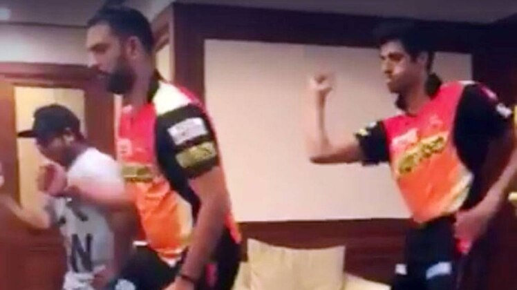 युवराज का डांस