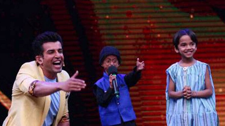 सबसे बड़ा कलाकार में श्रेयस बरमाते