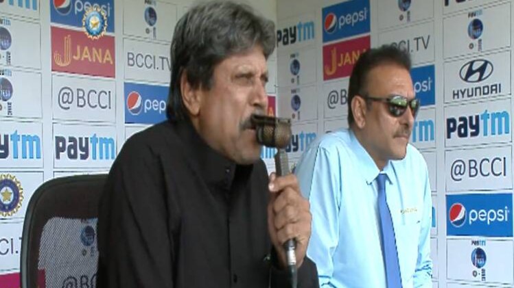 रवि शास्त्री और कपिल देव 