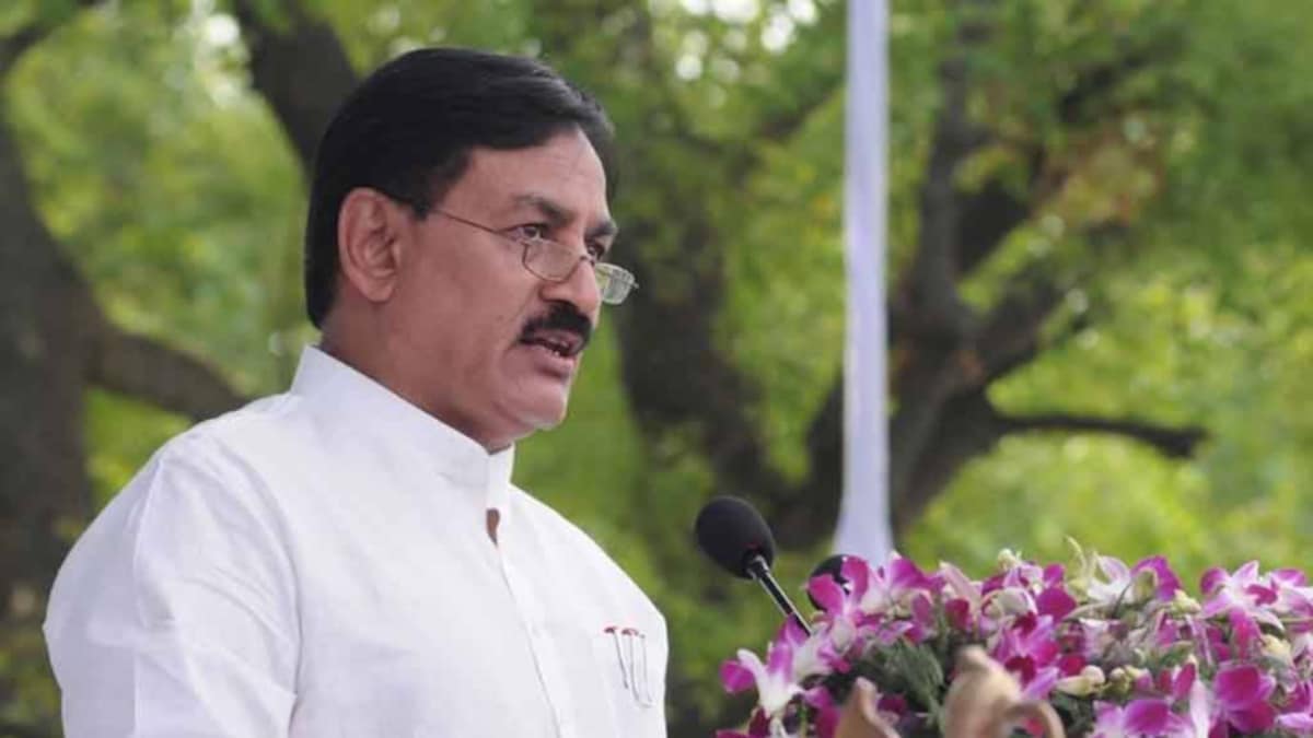 शंकरसिंह वाघेला नहीं ज्वाइन करेंगे बीजेपी: भरत सिंह सोलंकी - bharatsinh solanki says shankarsingh waghela will not join bjp - AajTak