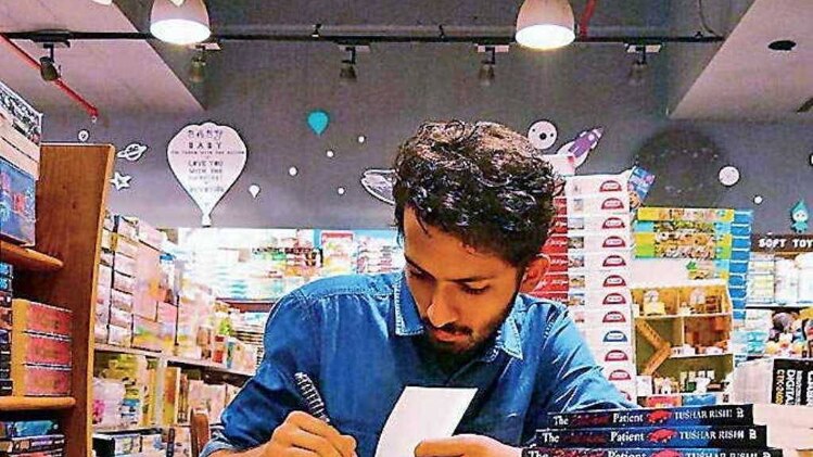 तुषार ऋषि की फोटो