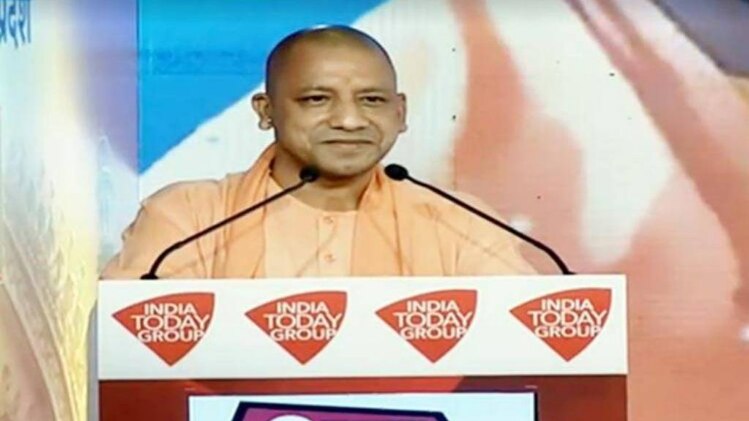 यूपी के सीएम आदित्यनाथ पंचायत आजतक में 