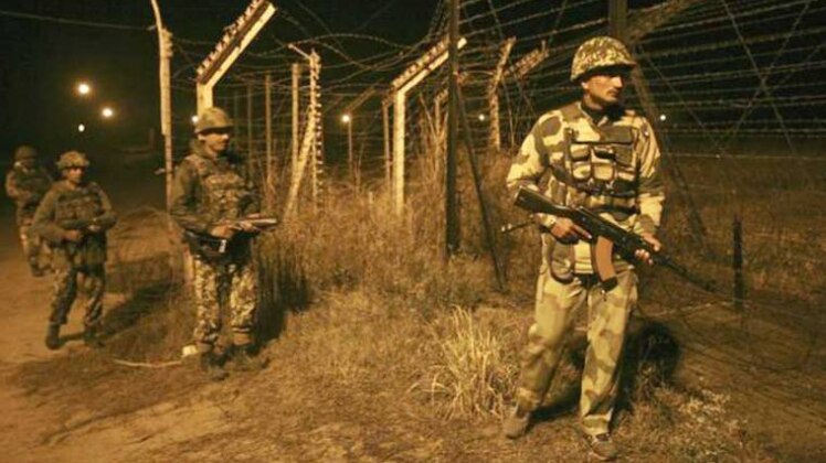 भारत में घुसे 4 आतंकी