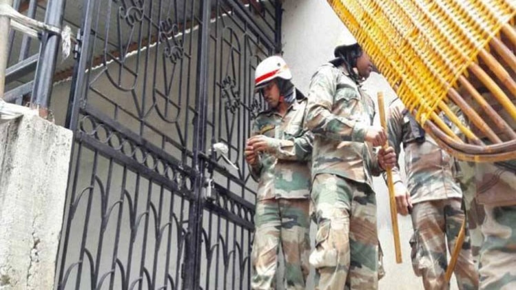 दार्जिलिंग में जारी है संघर्ष