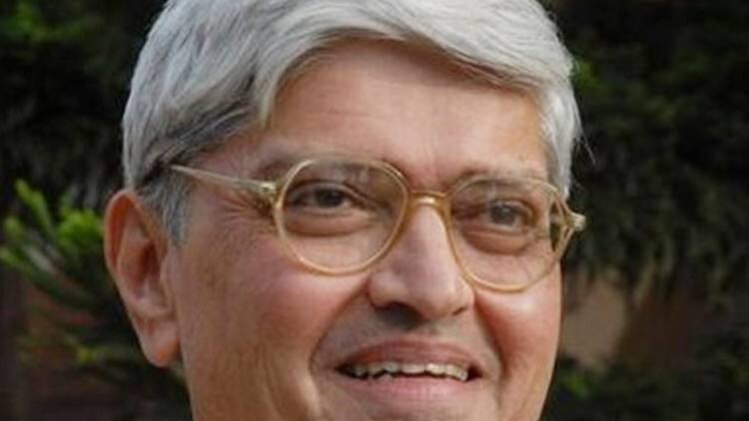 पश्चिम बंगाल के पूर्व राज्यपाल गोपाल कृष्ण गांधी 