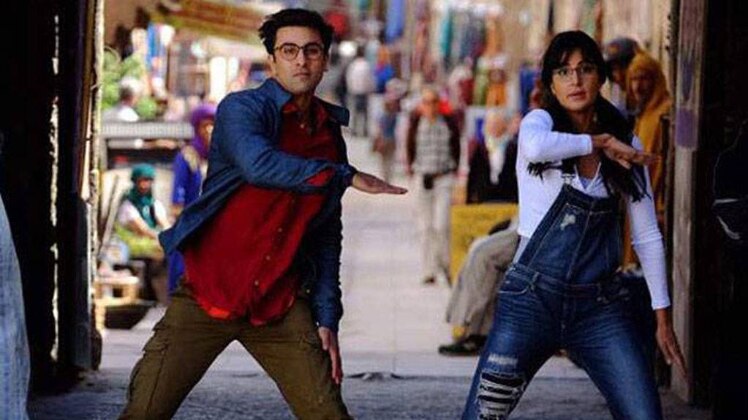 उल्लू का पट्ठा गाने में रणबीर कपूर और कटरीना कैफ