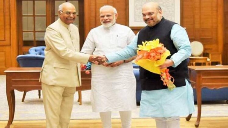 पीएम मोदी-अमित शाह के साथ कोविंद 