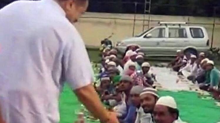 अयोध्या में RSS की इफ्तार पार्टी 