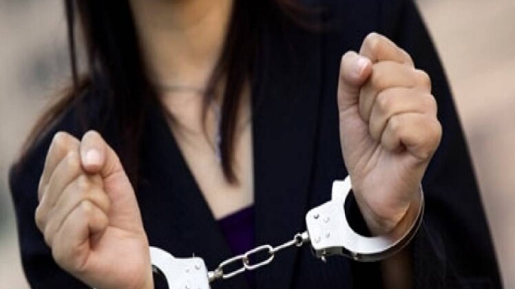 डेढ़ साल पहले युवक महिला के घर में किराये पर रहता था