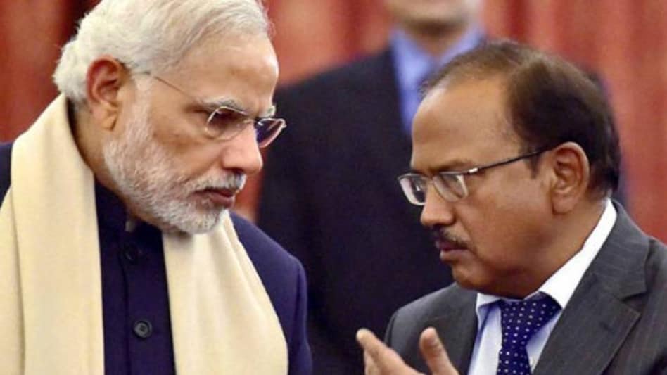 मोदी के इस करीबी अफसर से थर-थर कांपता है पाकिस्तान, डरता है चीन - interesting facts about national security advisor and retd ips officer ajit dobhal - AajTak