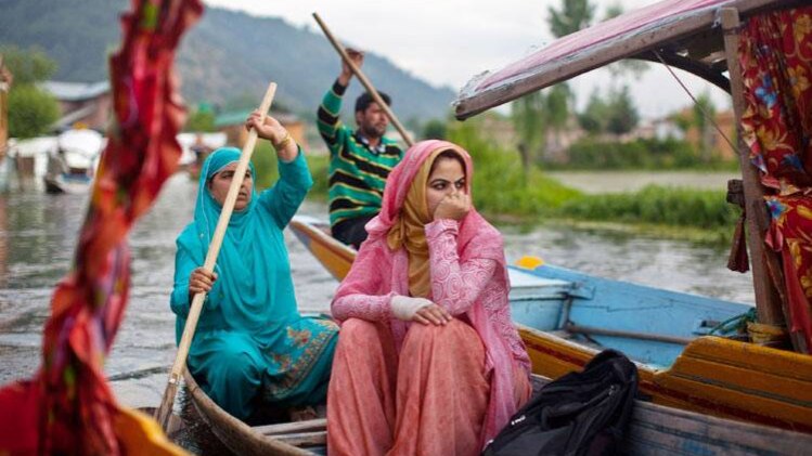 एक बार फिर ठप पड़ने जा रहा जम्मू-कश्मीर का कारोबार