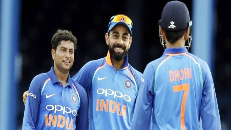 विराट कोहली, एमएस धोनी और कुलदीप यादव 