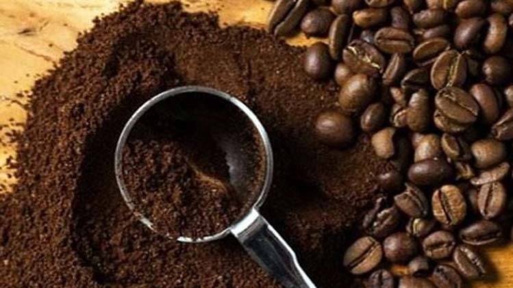 कॉफी से तैयार करें स्क्रब