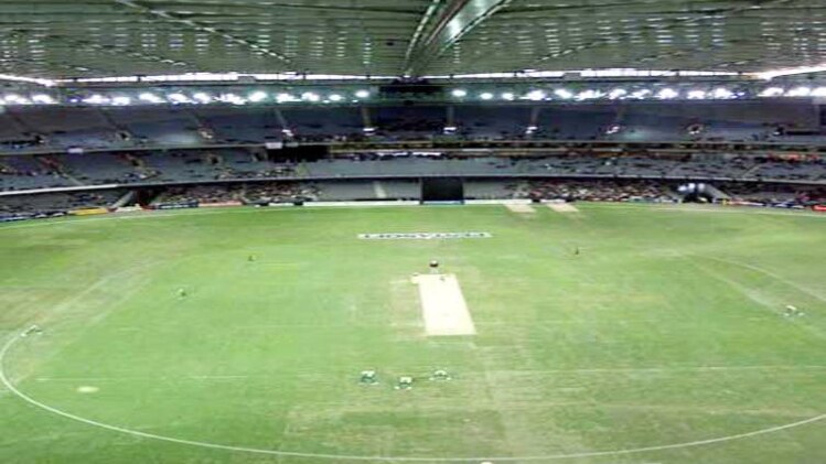 इंडोर स्टेडियम 