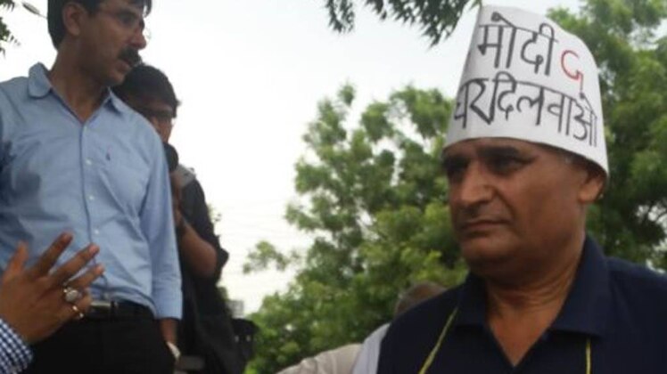 खरीदारों की पीएम मोदी और सीएम योगी से गुहार