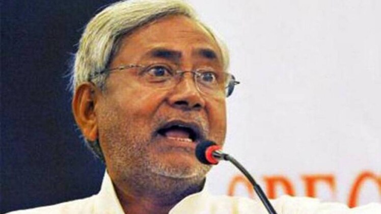 नीतीश कुमार 