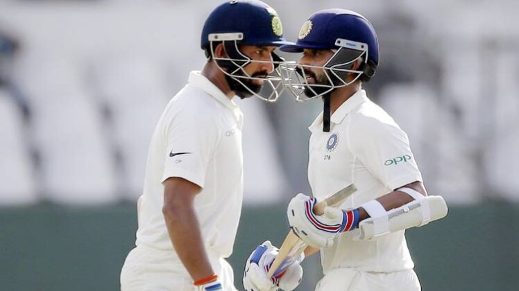 कोलंबो टेस्ट के पहले दिन चौथे विकेट के लिए पुजारा और रहाणे 211 रन जोड़ चुके हैं