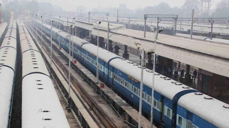 हरियाणा-पंजाब के पास से गुजरने वाली सभी ट्रेने रद्द 