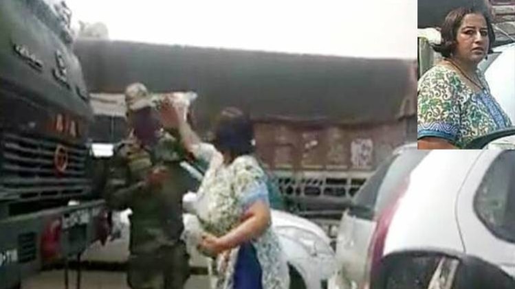 जवान को थप्पड़ मारती महिला (इनसेट पर आरोपी महिला की तस्वीर)