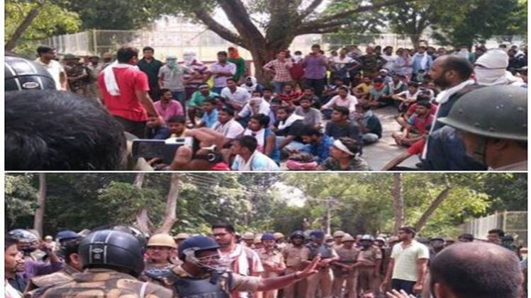 bhu में विरोध प्रदर्शन कर रहे छात्र-छात्राएं