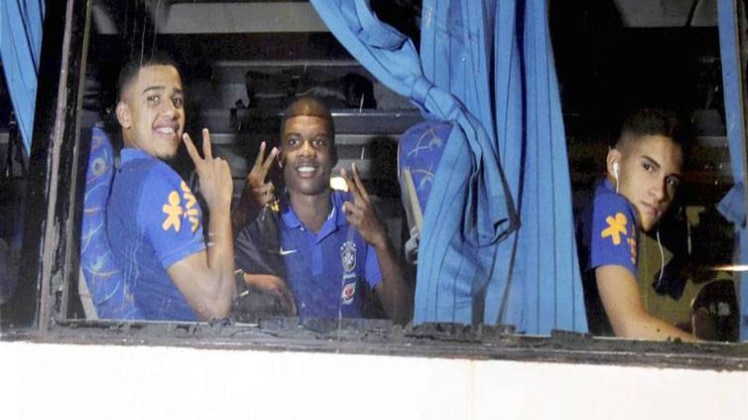 मुंबई पहुंचे ब्राजीली खिलाड़ी