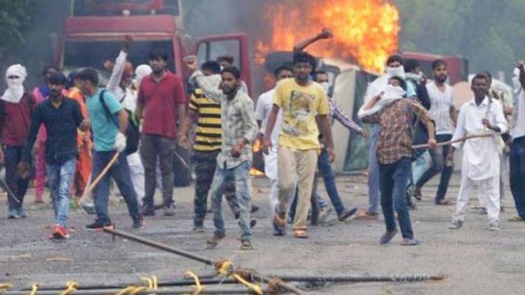 पुलिस ने गाड़ी मालिकों और ड्राइवरों की पहचान की