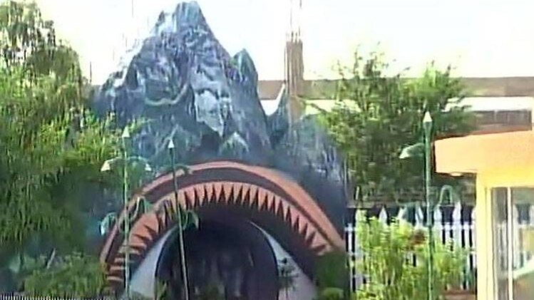 डेरा के अंदर पहुंचा आजतक 