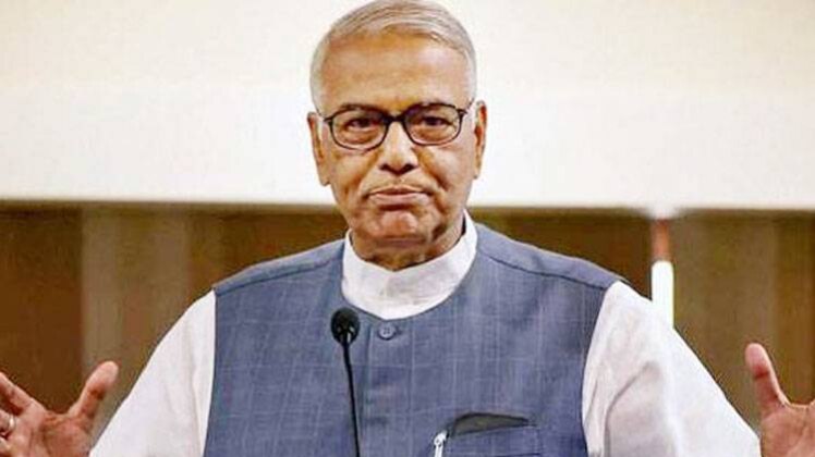 यशवंत सिन्हा का सरकार पर वार