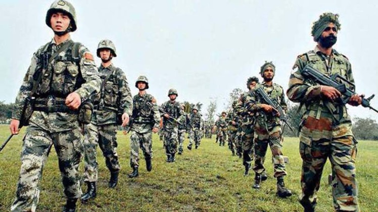 चीनी और भारतीय सैनिक