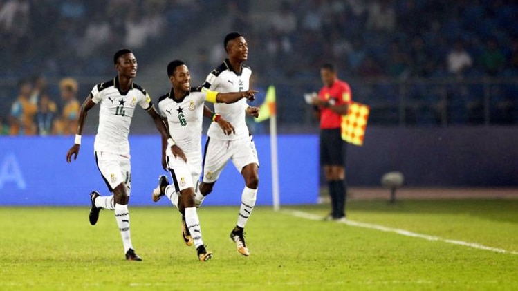  गोल का जश्न मनाते घाना के खिलाड़ी