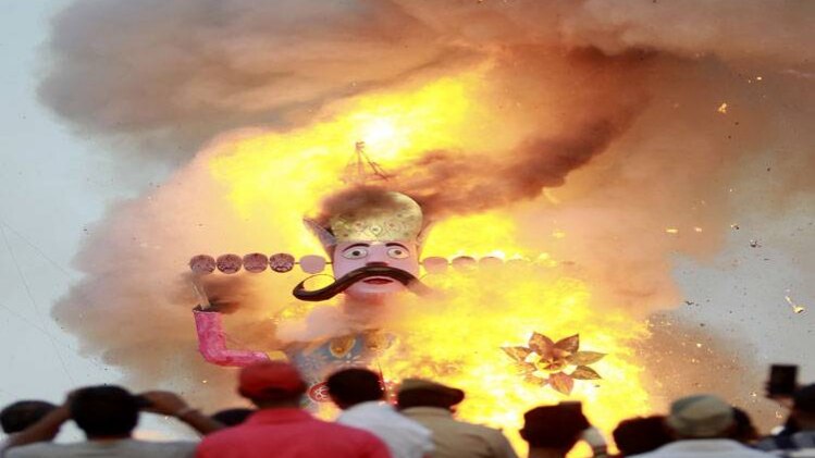 कश्मीरी पंडितों ने किया पुतला दहन 